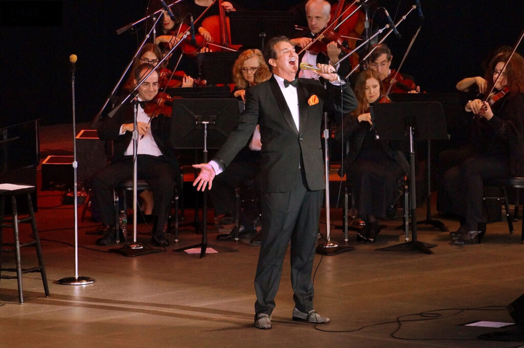 Rick Michel faz apresentação única de Sinatra Forever em Natal