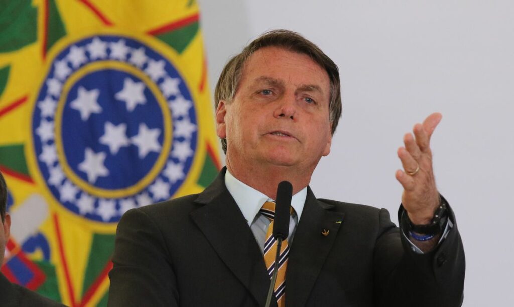 TSE abre investigação contra Bolsonaro e aliados
