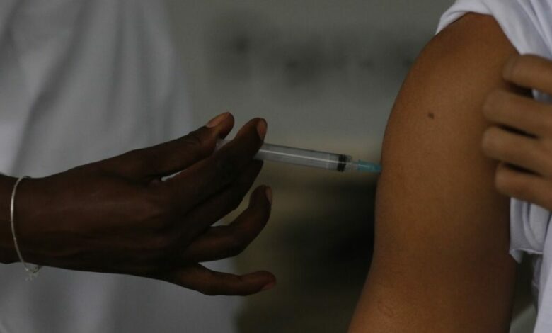 Covid: aplicação da vacina bivalente começa em fevereiro