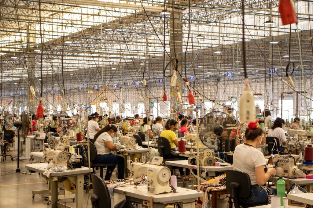 Guararapes transfere produção para o RN após fechar fábrica em Fortaleza
