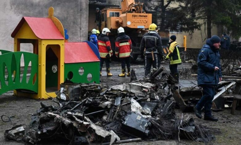 Ucrânia: helicóptero cai próximo a creche e mata crianças e ministro