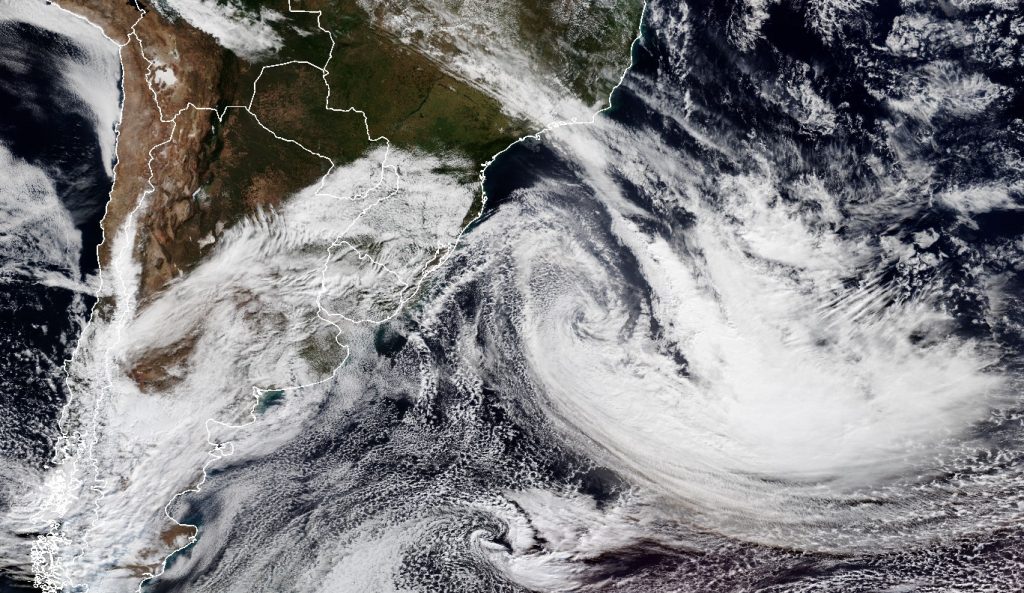 Estudo da UFRN prevê aumento no número de ciclones bomba no Sul do Brasil