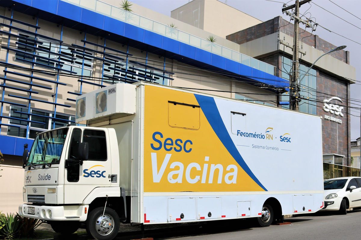 Sesc leva vacinação gratuita para dois bairros de Parnamirim