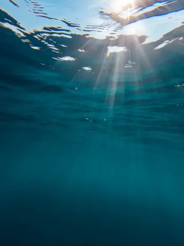 Calor nos oceanos quebra recorde pelo quinto ano seguido em 2023