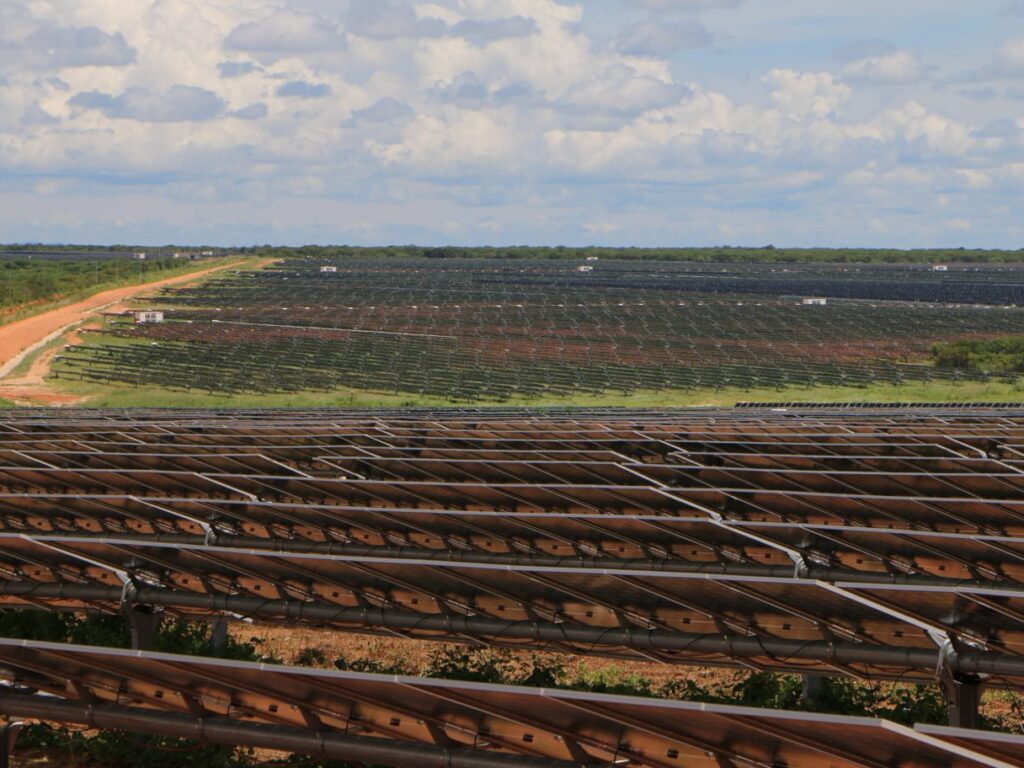 RN tera projeto para geracao de energia fotovoltaica da Mercedes Benz e a Raizen